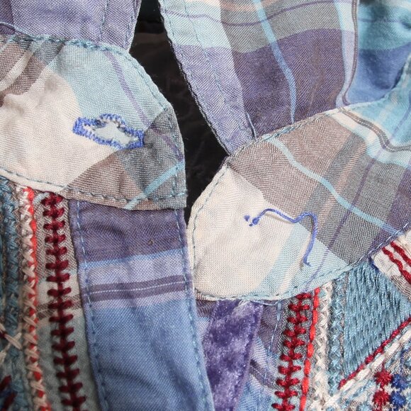 Johnny Was 3J Workshop Plaid Floral Embroidered Button Up Shirt Size Small - Picture 4 of 13